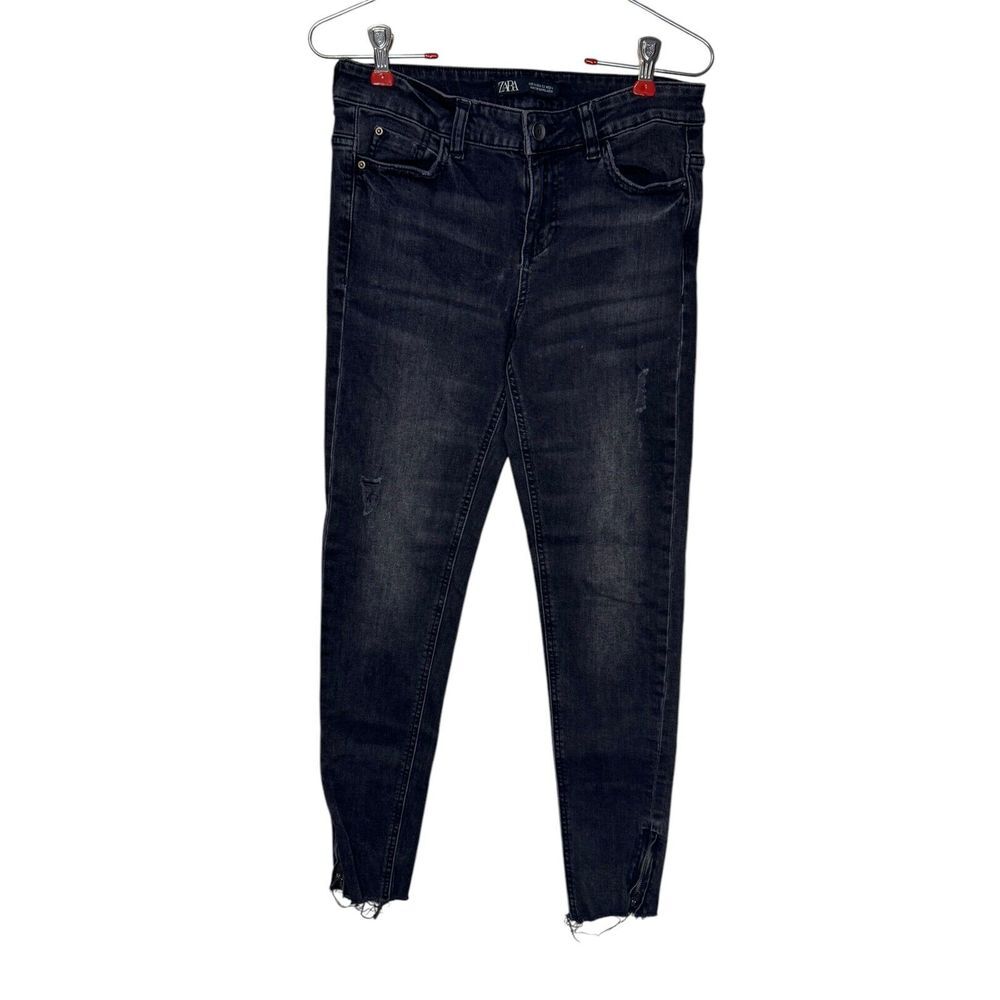 Zara Women's Jeans Ankle Zip Raw Hem Mid-Rise Denim Fading Stretch Black Sz. 2